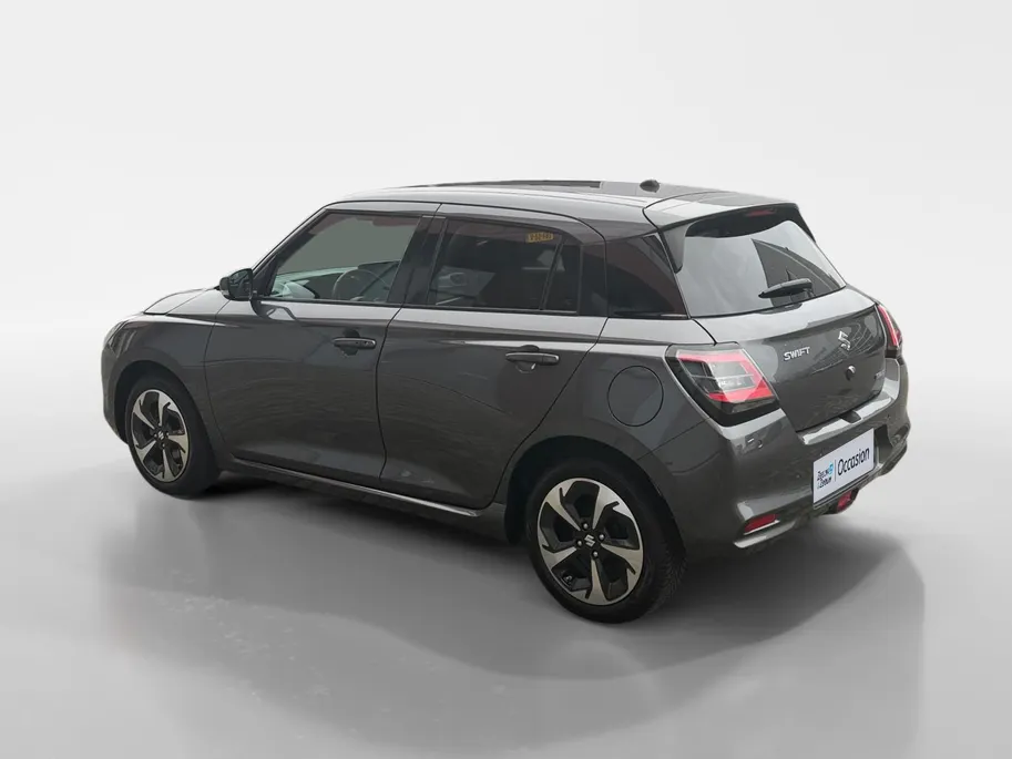 Suzuki Swift 1.2 Style Smart Hybrid 82PK | Navgiatie | Climate Control| Camera| Stoel verwarming| Metallic lak| 4 seizoen banden| Keyless start | Parkeer sensoren