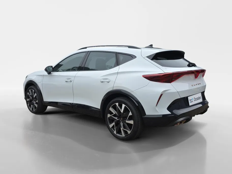 CUPRA Formentor 1.5 TSI e-Hybrid Business 204Pk | Panoramadak | Elektr. Trekhaak | Stoelverwarming | Elektr. Achterklep | Matrix Led koplampen | Virtual Cockpit | Fabrieksgarantie |
