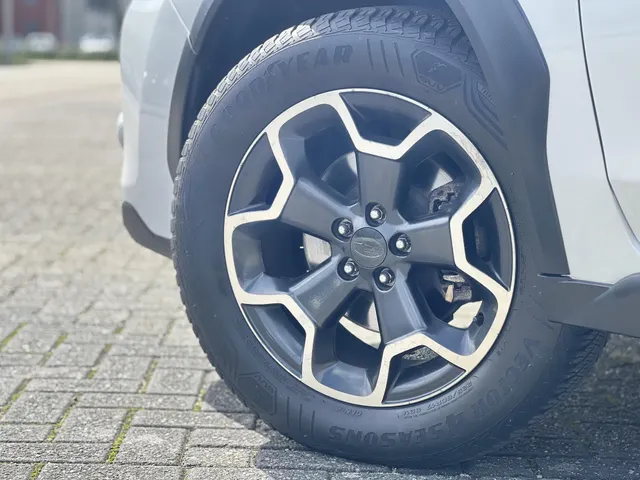 Subaru XV 1.6i Luxury AWD Automaat | Trekhaak | All Season Banden | Lichtmetalen Velgen | Cruise Control | Climate Control