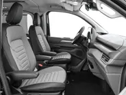 Volkswagen Caravelle Bedrijfswagens Style 70kWh / 218pk L2 · 8-zits · 734104