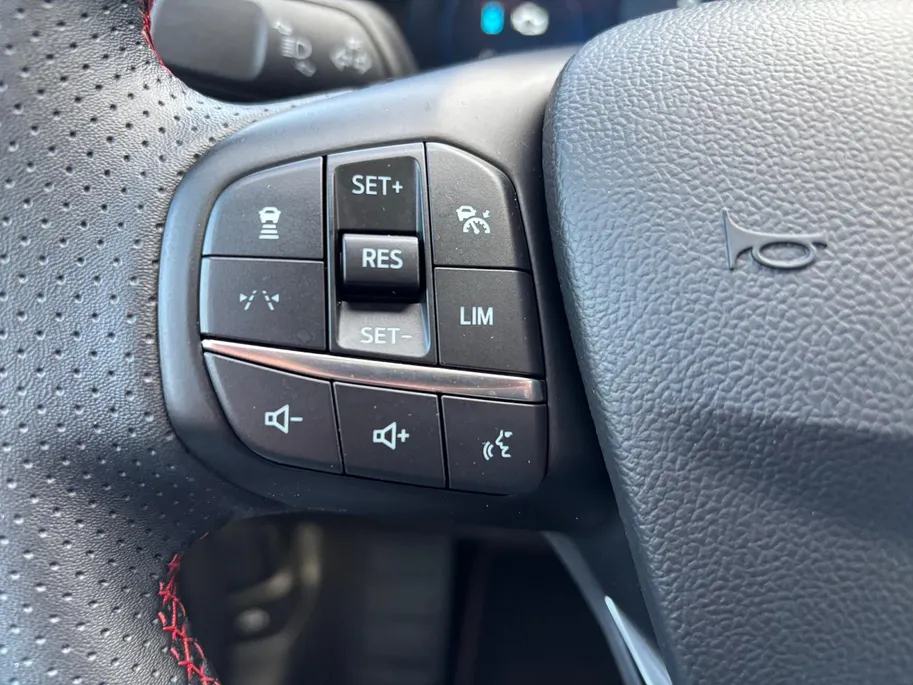 Ford Kuga 2.5 PHEV ST-Line X | NL auto! | Panoramadak | Trekhaak (2100KG trekgewicht | Adaptieve Cruise Control | Winterpack | HUD |