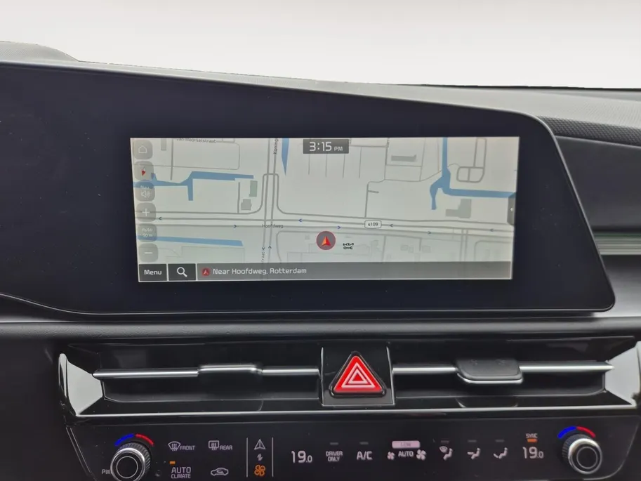 Kia Niro 1.6 GDi Hybrid DynamicPlusLine | Cruise Control | Climate Control | Open Dak | Camera | Stoelverwarming | Stuurverwarming | Elektrische Kofferbak | Trekhaak |