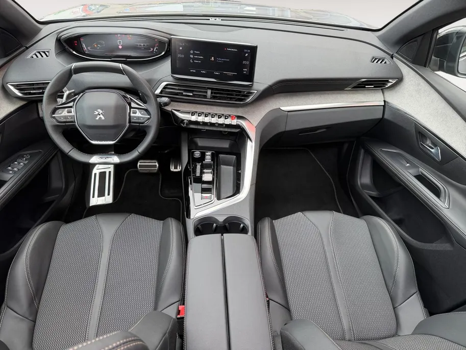 Peugeot 5008 1.2 Hybrid 136 GT 146PK AUTOMAAT Lichtmetalen velgen | 7-persoons | Cruise Control | Climate Control | Schuif- kanteldak | 360 camera | Parkeersensoren rondom | BOM VOL MET OPTIES!!