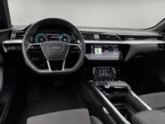Audi e-tron 55 408pk Quattro S edition 95 kWh · SOH 97,1% · Panoramadak · Camera · Luchtvering · Zwart Optiek Plus · 21'' Inch ·