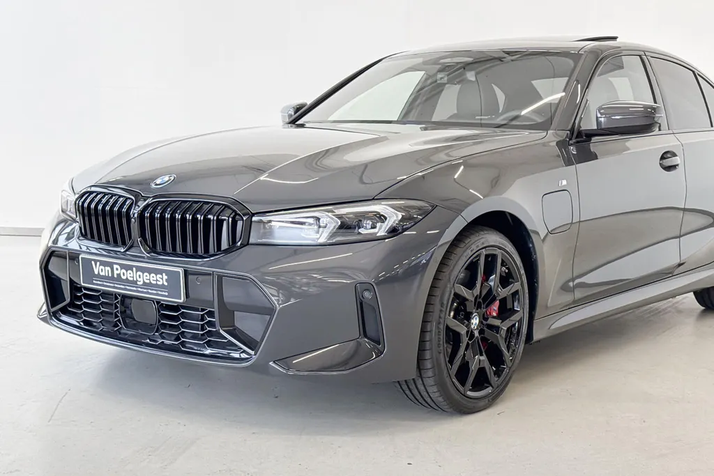 BMW 3 Serie Sedan 330e Innovation Pack M Sportpakket Pro