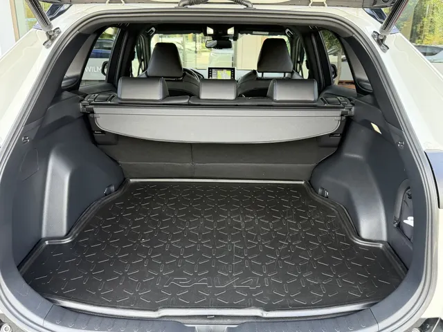 Toyota RAV4 2.5 Hybrid AWD Bi-Tone