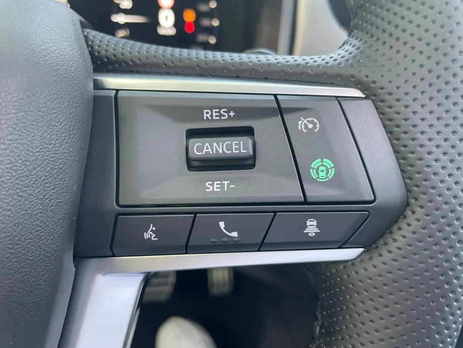 Mitsubishi Outlander 2.4 PHEV Black Edition 2.4 PHEV Black Edition | 6000 EURO KORTING | ALLE OPTIES | DIRECT LEVERBAAR |