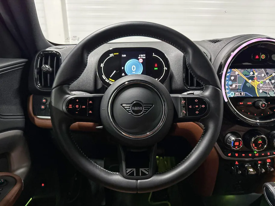 MINI Countryman Cooper S E ALL4 MINI Yours