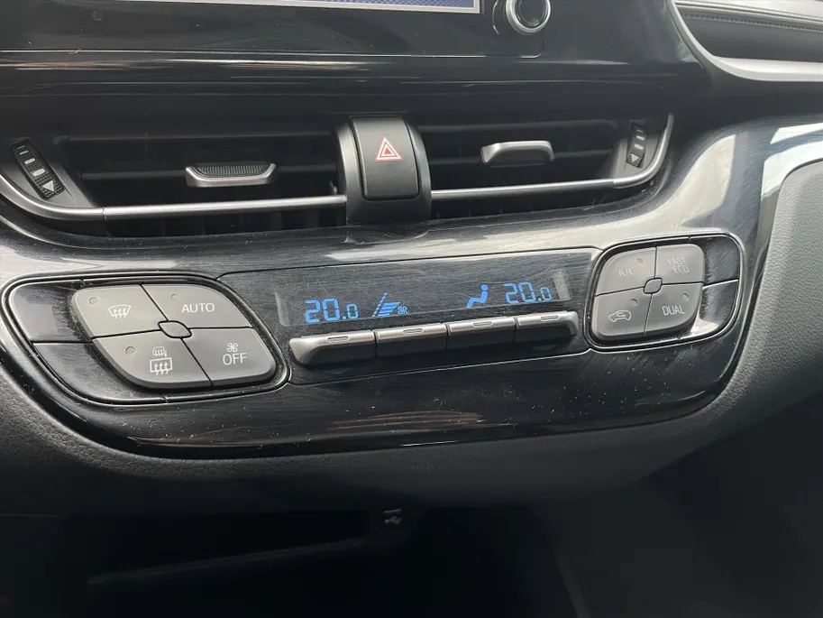 Toyota C-HR 1.8 Hybrid 122pk CVT Active Clima / Cruise / Navi