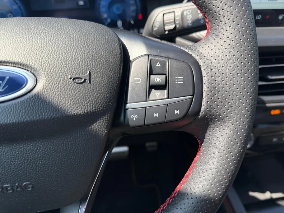 Ford Kuga 2.5 PHEV ST-Line X | Winter Pack | Panoramadak | 360 ° Camera | BLIS | Apple Carplay & Android Auto |