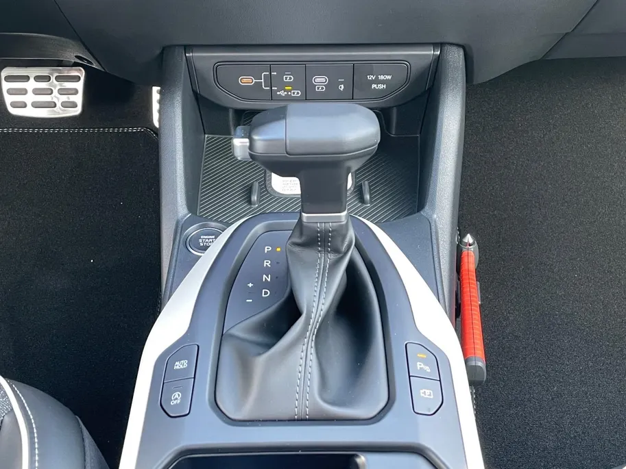 Kia K4 Sportswagon 1.0 T-GDi MHEV GT-Line Launch Edition | 17' inch velgen | Schuif/kanteldak | Schakelflippers | Nu €1000,- Inruilpremie!