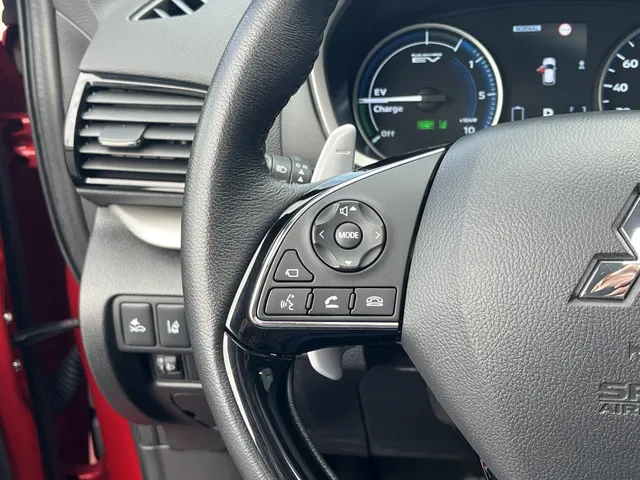 Mitsubishi Eclipse Cross 2.4 PHEV Instyle+ | Panoramadak | Trekhaak | All Seasons