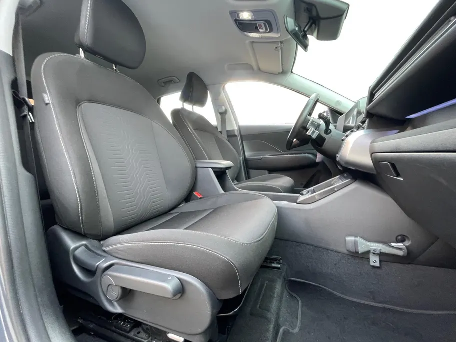 Hyundai Kona 1.6 GDI HEV Comfort Smart | Navigatie| Climate Controle| Lichtmetalen velgen| Parkeer sensoren| Camera| Dealer onderhouden