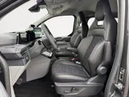 Ford E-Transit Custom 340 L2H1 MS-RT 71 kWh Dubbel Cabine | Nieuw te bestellen | Prijs excl. BTW / Incl. kosten Rijklaarmaken | 278km WLTP Rijbereik | Trekhaak | Adaptieve koplampen | Adaptieve Cruise Control | BLIS | 360 Graden Camera | Dubbele Zijschuifdeuren