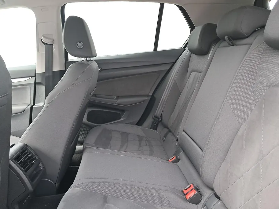 Volkswagen Golf 1.0 eTSI Life Business | DSG | Elek. Stoelverstelling | Stoelverwarming