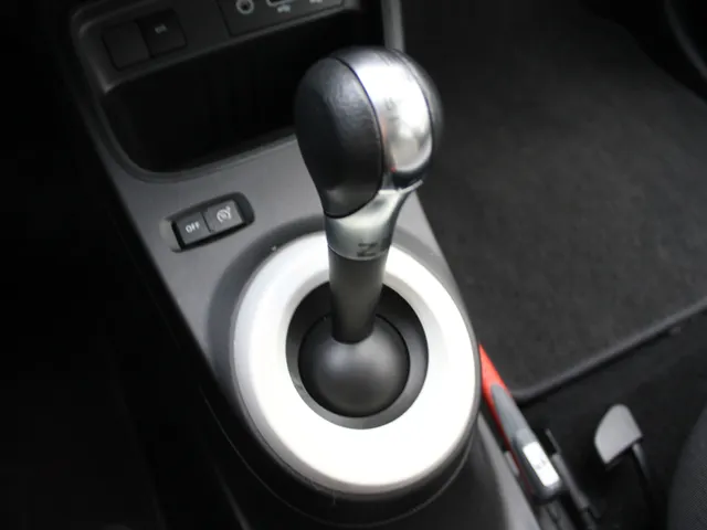 Renault Twingo Z.E. R 80 PK Collection 22 KW | Automaat | ECC | Apple/ Android connectie |