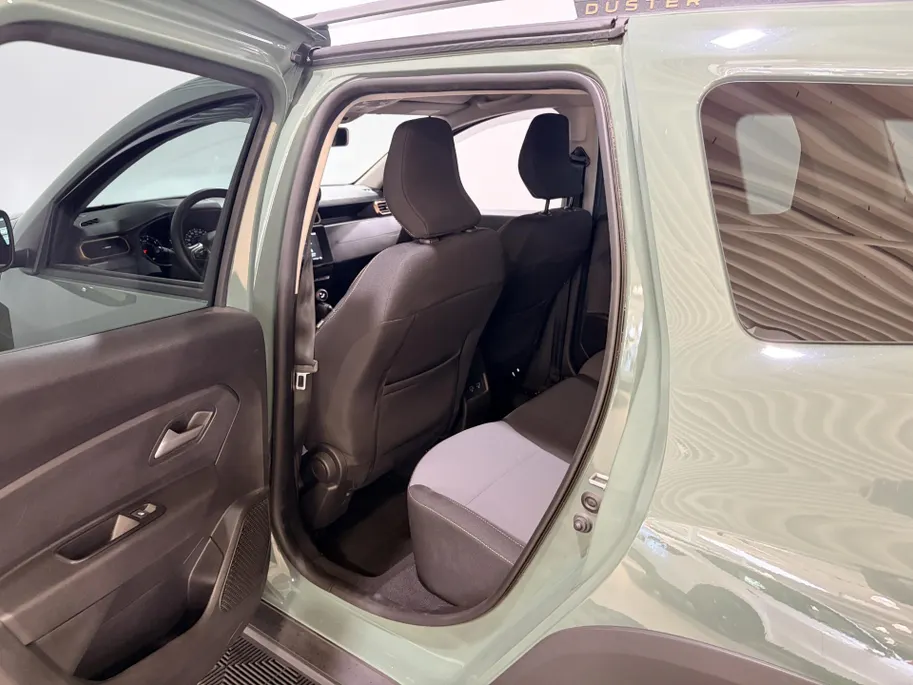 Dacia Duster 150PK TCe Extreme Automaat | Navigatie | Apple Carplay/Android Auto | Cruise Control | Climate Control | Lichtmetalen Velgen | Dodehoek detectie | Licht & Regen Sensor |