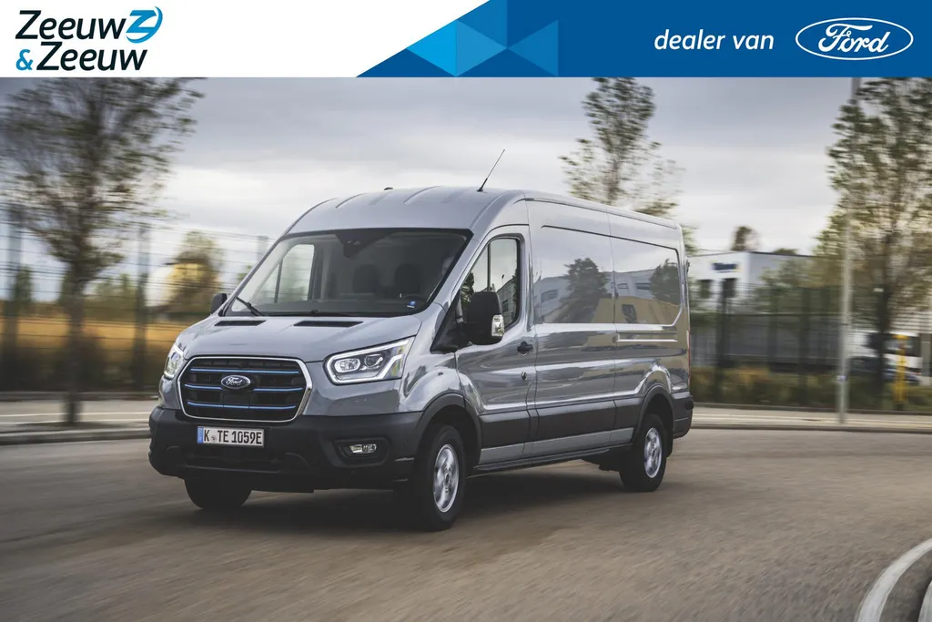 Ford E-Transit 350 L3H2 Trend 89 kWh Long Range | Tot 402 km | 22 kW AC laden | TE BESTELLEN VOERTUIG | Nu 0,99% rente op Financial Lease | Parkeersensoren voor en achter | Apple Car Play / Android Auto