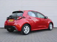 Mazda 2 Hybrid 1.5 Agile | Comfort pakket | CarPlay | Camera | Stuur-/stoelverwarming | Cruise adapt. | 15' LM |