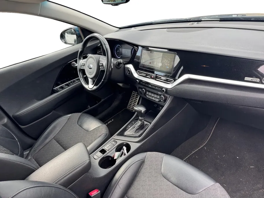 Kia Niro 1.6 GDi Hybrid DynamicPlusLine | Navigatie | Climate control | Cruise control | Stoel + Stuur verwarming | All-season