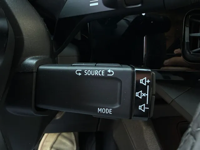 Nissan Micra 52 kWh Evolve NIEUW | 416km WLTP | Navigatie | H&K audio | App Connect | Pro Pilot | Keyless