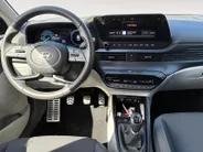 Hyundai Bayon Premium | Clima | Uniek |SUPER GAVE ACTIE, EXTRA DEMO KORTING en INCLUSIEF FABRIEKSGARANTIE! Wordt mee gereden (demo) bezichtiging op afspraak.