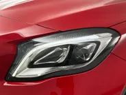 Mercedes-Benz GLA 200 Premium Automaat | Navigatie | Elektrische Achterklep | Lederen Bekleding
