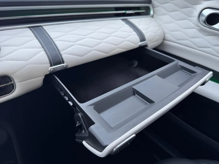 Dongfeng Box Launch Edition 42 kWh |Demo|Full Option|310 km range| 360 camera| Stoelkoeling & verwarming|