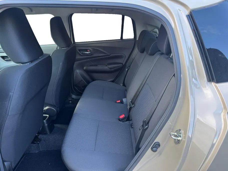 Suzuki Swift 1.2 Style Smart Hybrid | Stoelverwarming | Climate Control | €2200 inruilpremie op voorraadmodellen! |