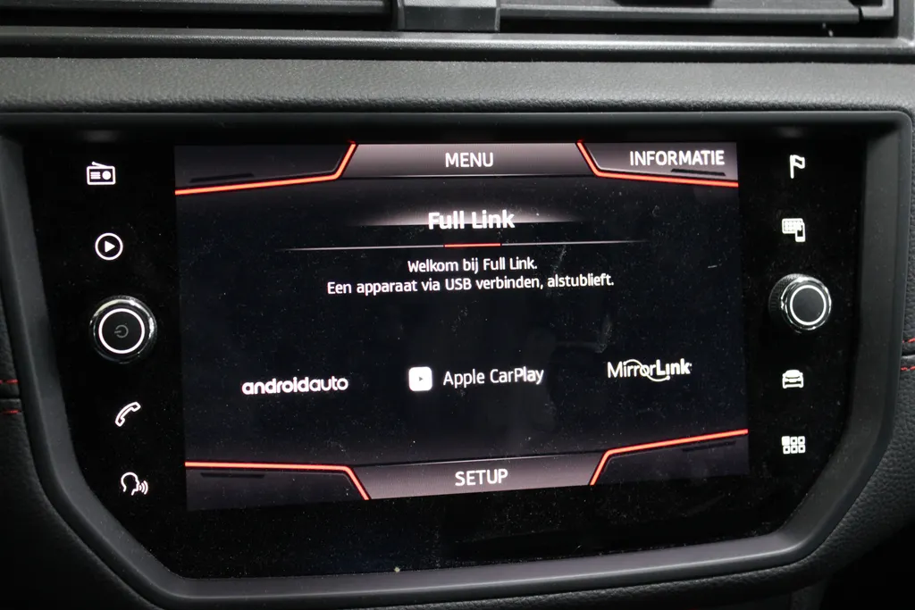 SEAT Ibiza 1.0 TSI FR Business Intense / Camera / Trekhaak afneembaar / Navi. / Full led / Apple Carplay /