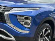 Mitsubishi Eclipse Cross 2.4 PHEV Intense+ | Stoel- en stuurverwarming | Elektrisch verstelbare stoelen | Trekhaak | Achteruitrijcamera | Parkeersensoren voor- en achter | Navi | Climate Control