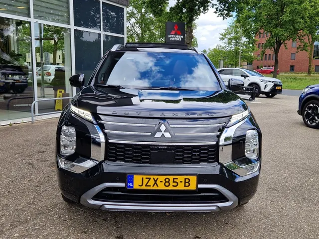 Mitsubishi Outlander 2.4 PHEV Instyle+