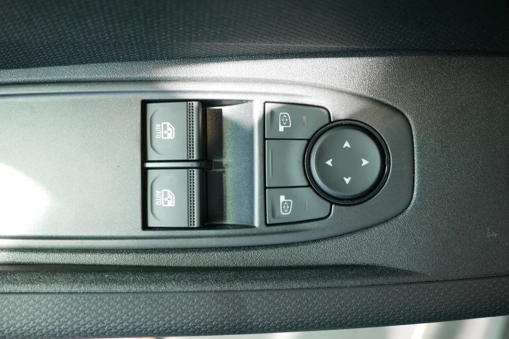 Renault Twingo urban range evolution 27.5 kWh Uit voorraad leverbaar op = op
