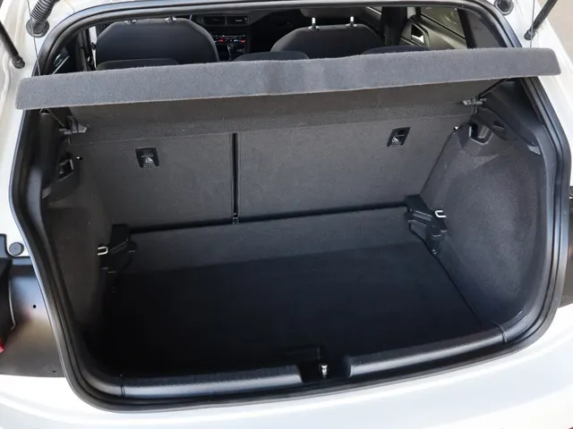Volkswagen Polo 1.0 TSI R-Line | Adaptive Cruise | App Connect