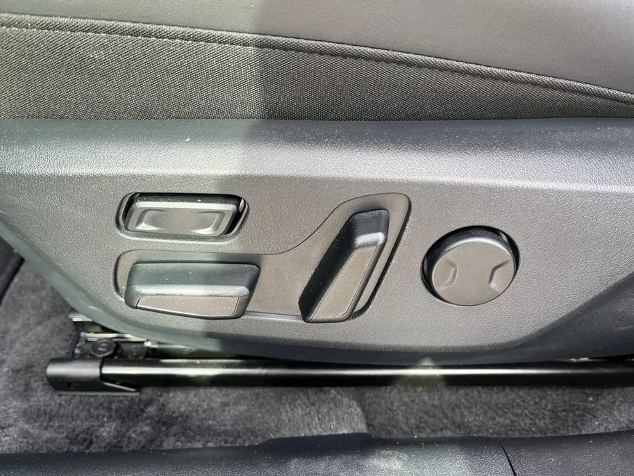 Kia EV4 GT-PlusLine 81.4 kWh | *584 WLTP* | *Meest Luxe uitvoering* | 360° Camera | Harman/Kardon Audiosystem | Schuif-/Kanteldak | Stoelverwarming-/Ventilatie | Memory Seats