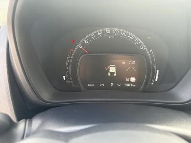 Toyota Aygo X 1.0 VVT-i S-CVT Pulse Bi-tone | Parkeersensoren V+A |