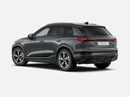 Audi Q6 e-tron S edition 83 kWh 252 PK · Trekhaak elek. wegklapbaar · Exterieurpakket zwart · Tech plus