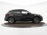 Audi Q5 50 TFSIe 299pk S-tronic S edition · Camera · Wegklapbare Trekhaak · Apple/Android Car Play · Navigatie · 20'' Inch ·