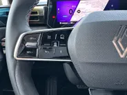 Renault Clio 1.8 Hybrid 160 esprit Alpine | Harman & Kardon | 360 Camera | Stoel- & Stuurverwarming | Apple Carplay & Android Auto | Direct Beschikbaar | Rijdende Demo |