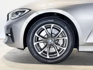 BMW 3 Serie Touring 330i Business Edition Plus High Executive