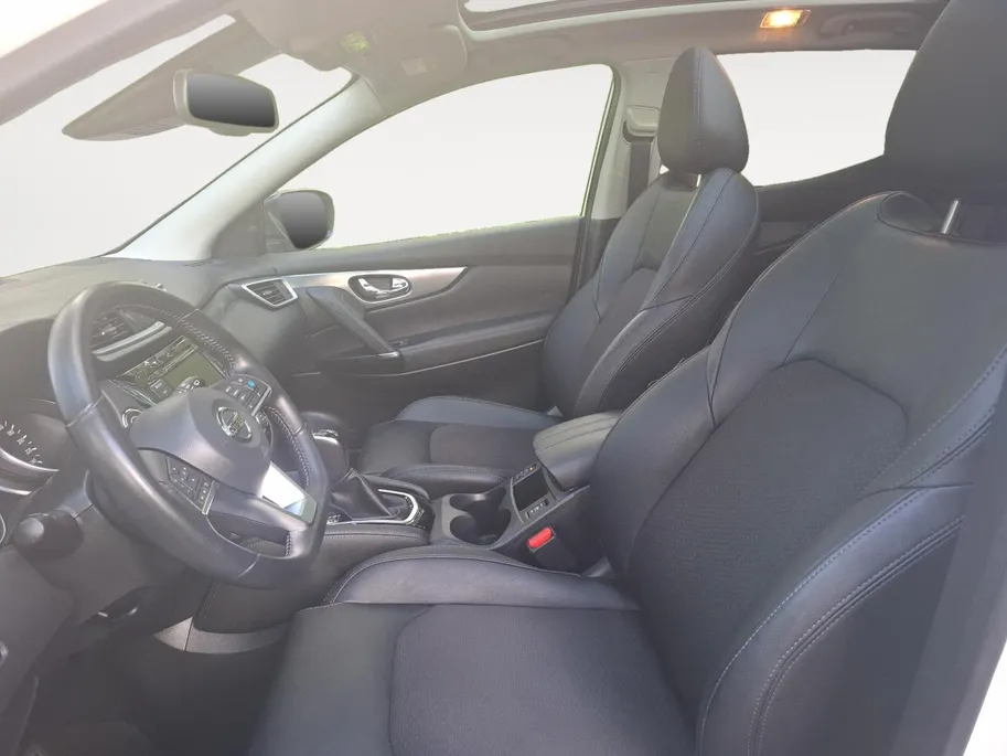 Nissan QASHQAI 1.3 DIG-T Tekna | TREKHAAK | STOELVERWARMING | PANO DAK | CLIMATE | ALL SEASON BANDEN |