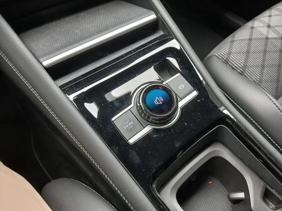 Volkswagen Tiguan 1.5 eTSI 150pk DSG-7 R-Line Business + Elekt. Trekhaak Wegklapbaar / Origineel Nederlands /