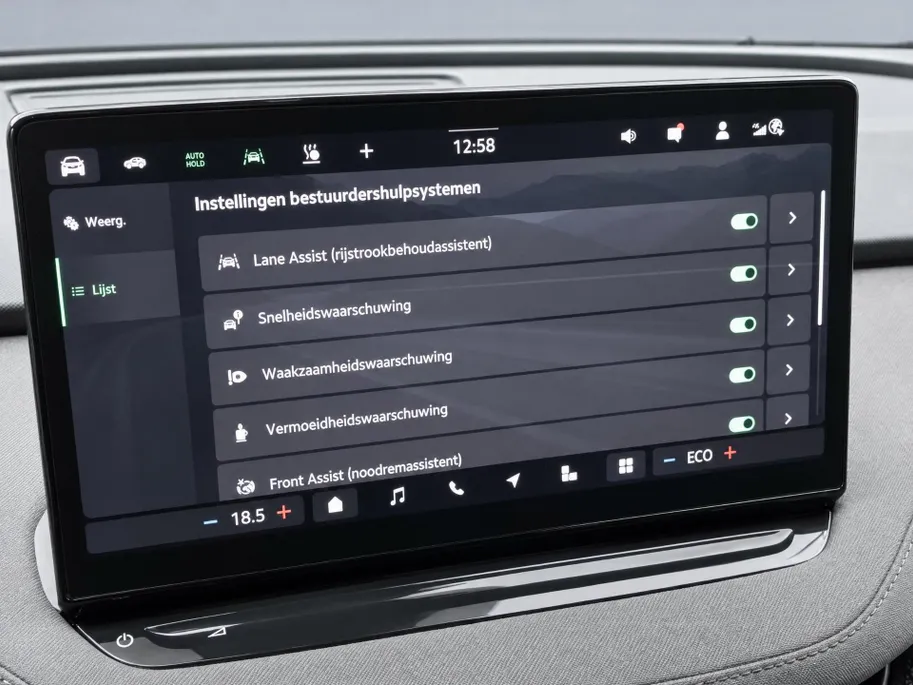 Škoda Elroq 60 204pk Selection · SOH 98,3% · Camera · Apple/Android Car Play · P-Sensoren · Cruise Control · Dodehoek Detectie · 19'' Inch · Apple/Android Car Play ·