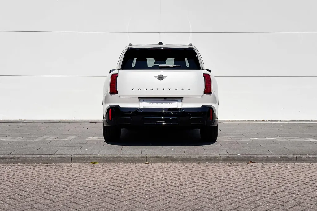 MINI Countryman Electric E John Cooper Works L 66.5 kWh
