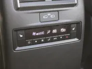 Mazda CX-80 2.5 e-SkyActiv PHEV Homura Plus | Trekhaak | Stuur-/stoelverwarming + ventilatie | 360 Camera | Schuifdak | Elek. stoelverst. | 20' LM | Leer | 7-zits |