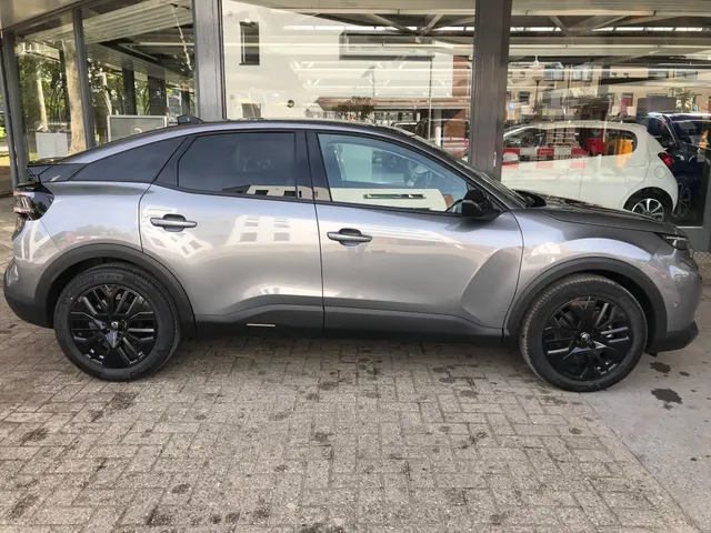 Citroën C4 1.2 Hybrid 145pk Max Comfort stoelen | pano dak.