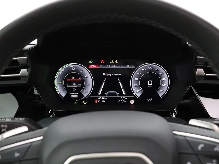 Audi A3 Sportback 45 TFSIe 272pk S-tronic S edition Competition · Panoramadak · Camera · SONOS · Head-Up · Apple/Android Car Play · Keyless · 18'' Inch · Garantie t/m 28-09-2030 of 100.000km