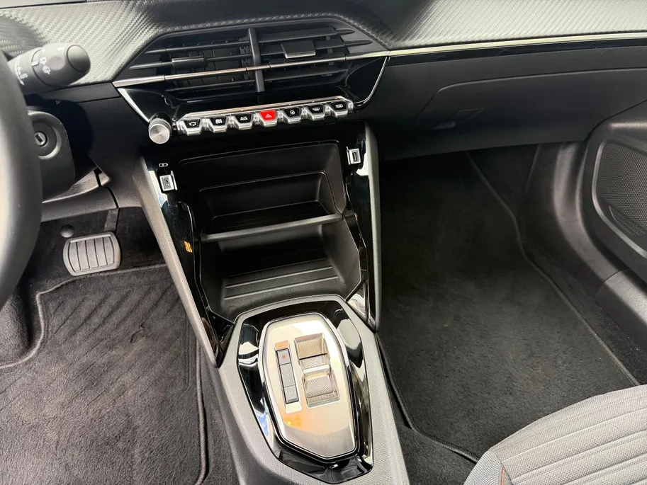 Peugeot 2008 1.2 PureTech Active Pack | 360 Camera | Apple Carplay | Android Auto | Navigatie |
