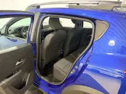 Dacia Sandero Stepway 100PK TCe 100 ECO-G Expression | 1e eigenaar | Trekhaak | Camera | Parkeersensoren | Apple CarPlay/Android Auto | Cruise Control | Licht & Regen Sensor |
