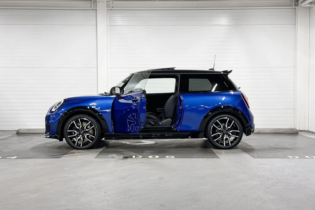 MINI Cooper 3-deurs C